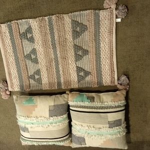 Accent Pillows (3) and Small Rug